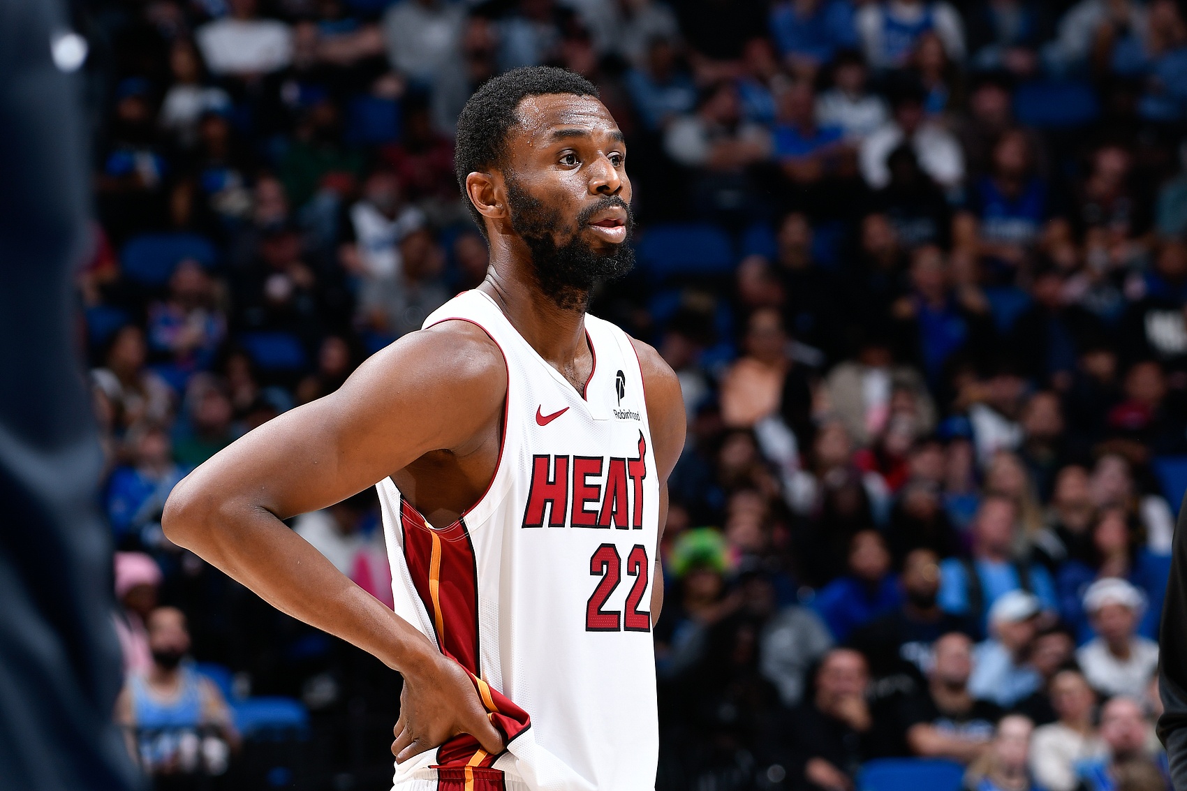 官方入口-内外开花！维金斯11中7拿21分3助 三分5中4